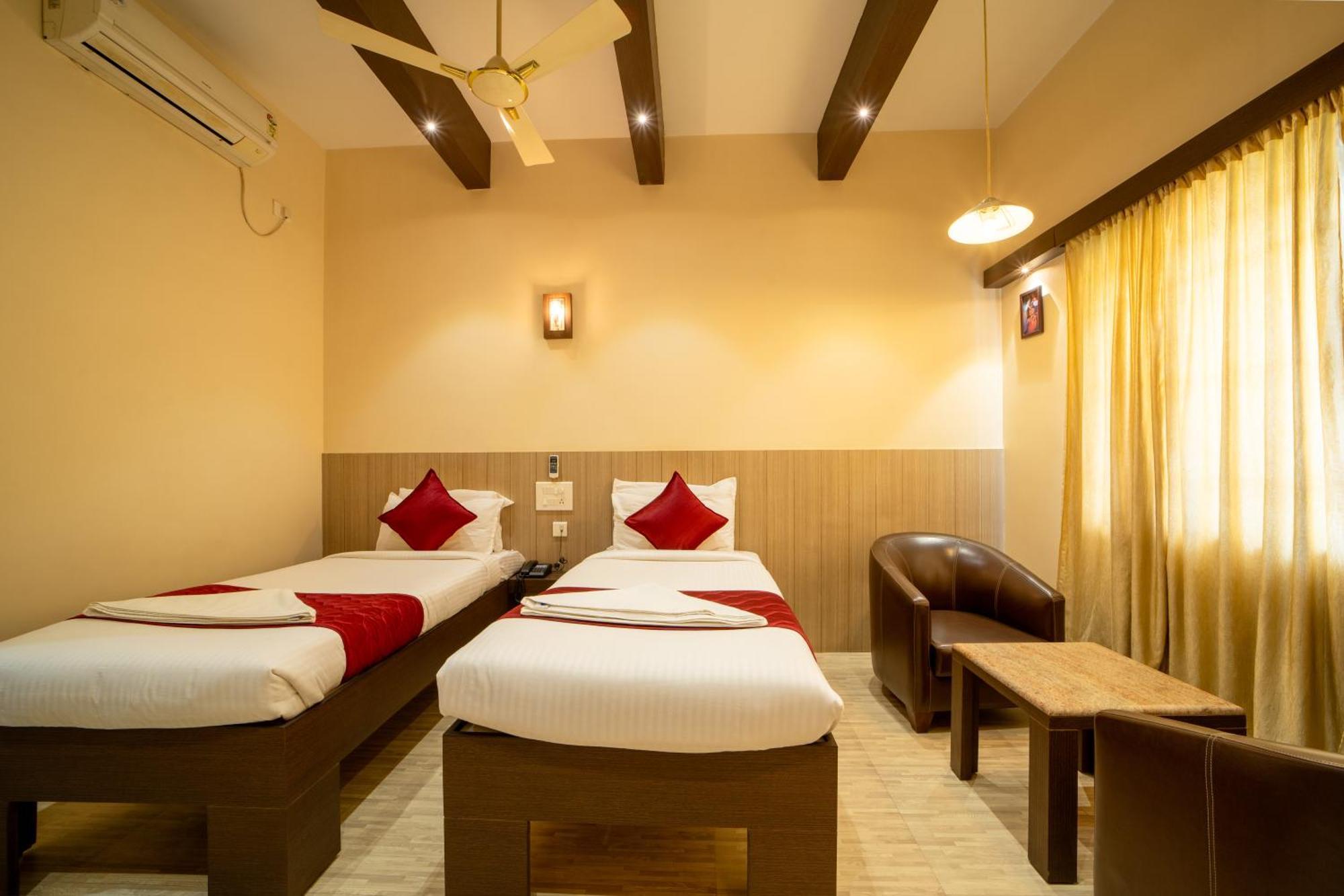 Yagappa Residency Hotel Thanjavur Bagian luar foto