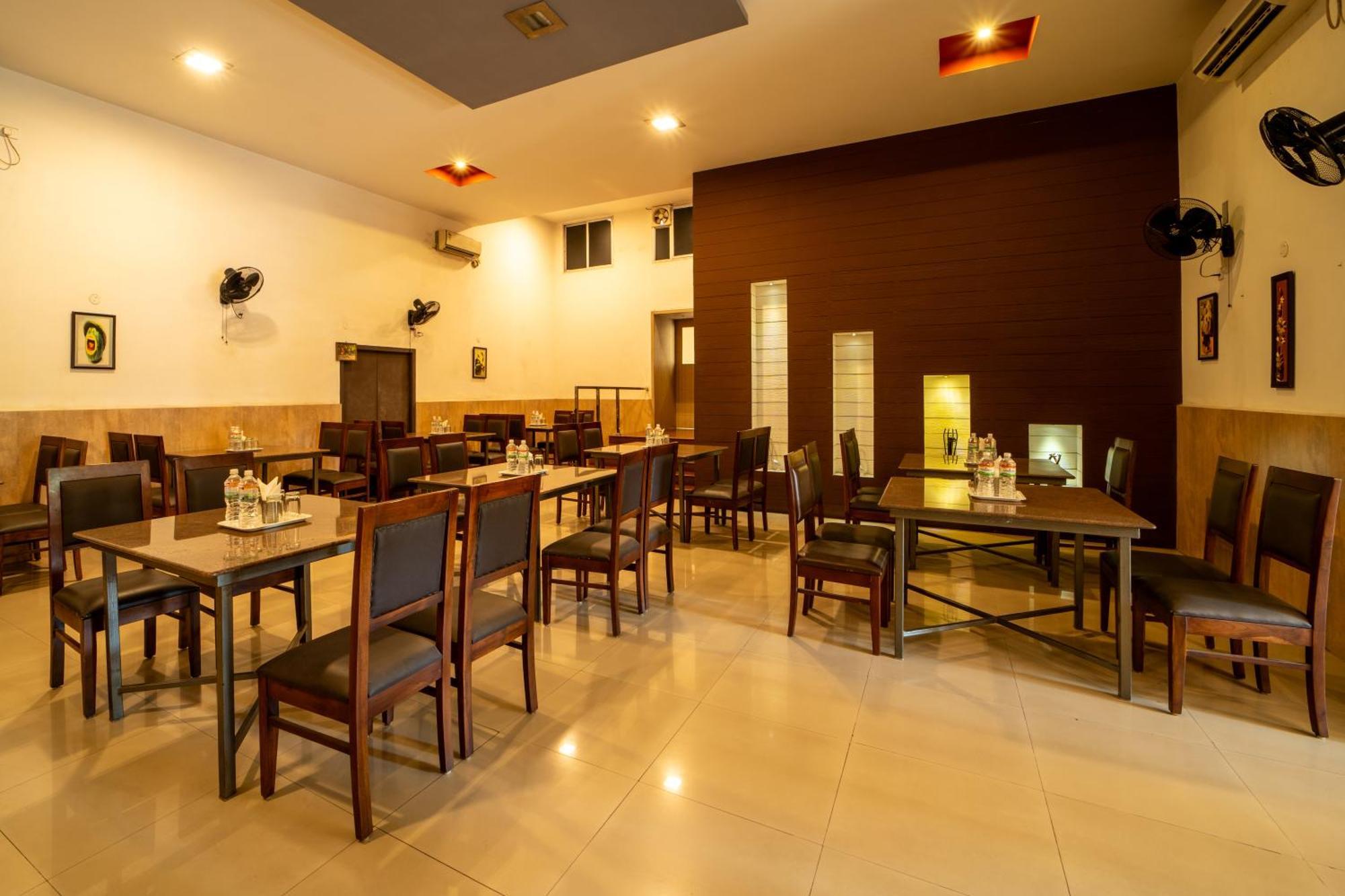 Yagappa Residency Hotel Thanjavur Bagian luar foto