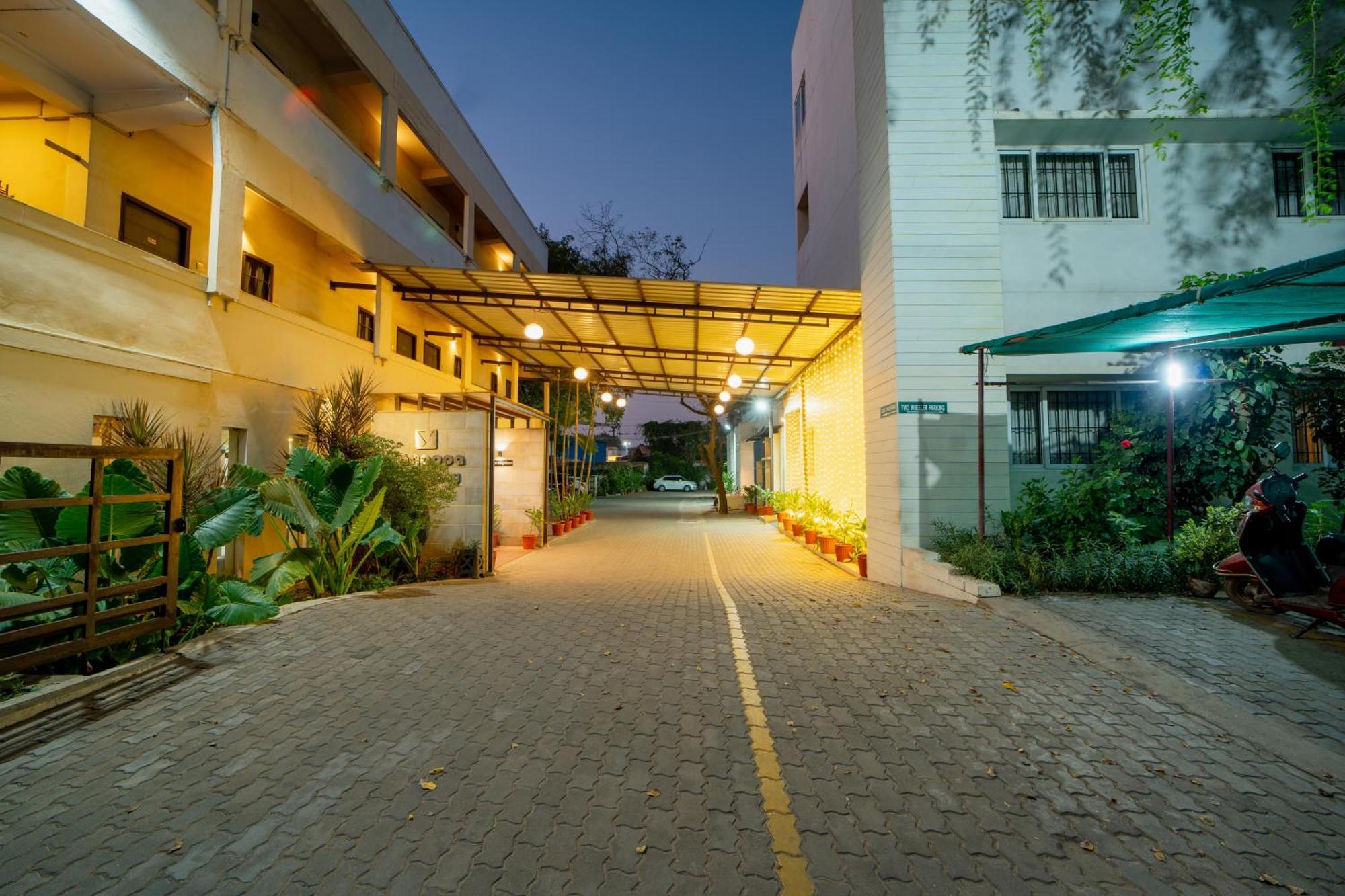 Yagappa Residency Hotel Thanjavur Bagian luar foto