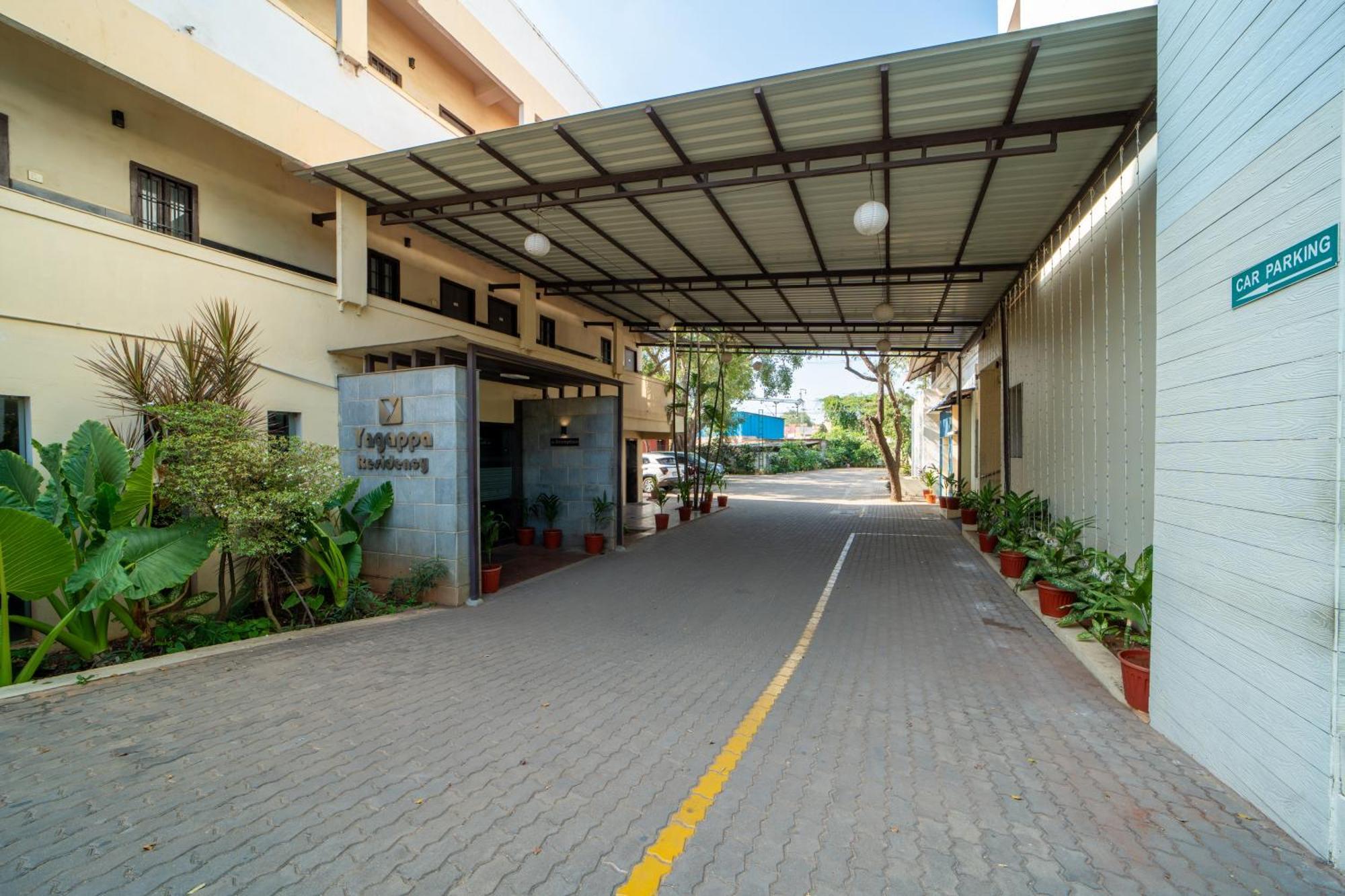 Yagappa Residency Hotel Thanjavur Bagian luar foto